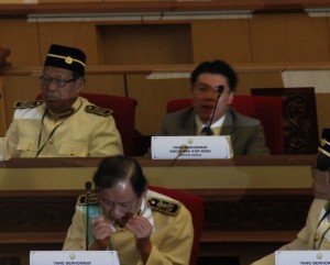 Ngeh and Nga in defiance