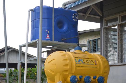 1Malaysia poly water tanks supplied by 1M4U in Ba Kelalan