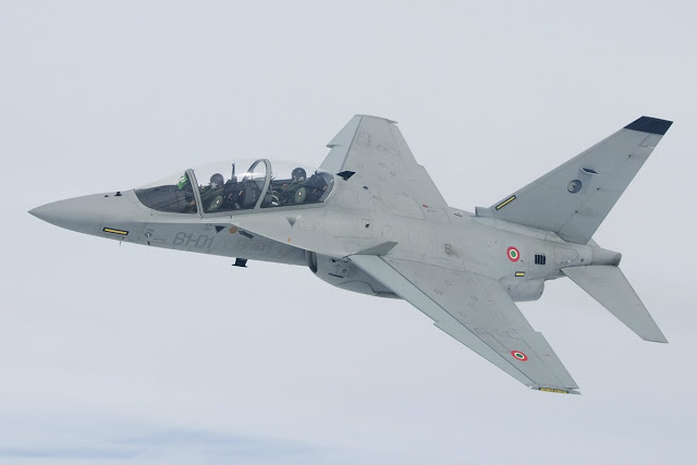 Alenia Aermacchi M346